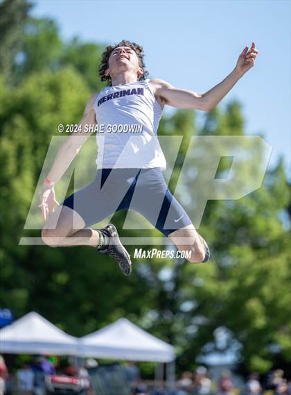 Thumbnail 3 in UHSAA 6A Finals (Long Jump) photogallery.
