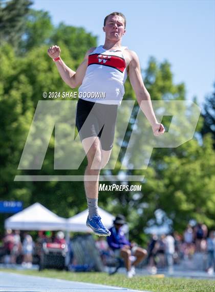 Thumbnail 1 in UHSAA 6A Finals (Long Jump) photogallery.