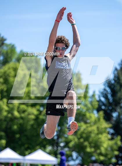 Thumbnail 3 in UHSAA 6A Finals (Long Jump) photogallery.