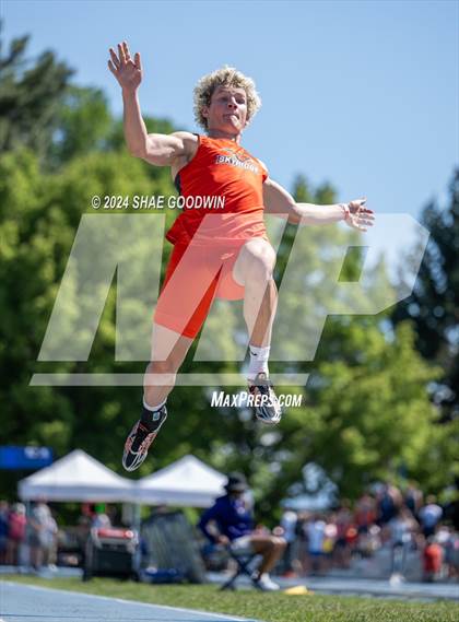 Thumbnail 2 in UHSAA 6A Finals (Long Jump) photogallery.