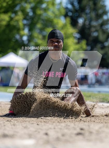 Thumbnail 2 in UHSAA 6A Finals (Long Jump) photogallery.