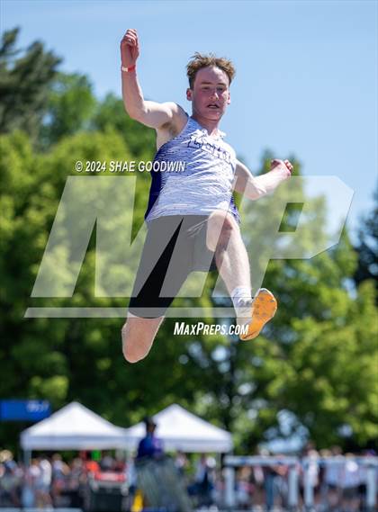 Thumbnail 1 in UHSAA 6A Finals (Long Jump) photogallery.