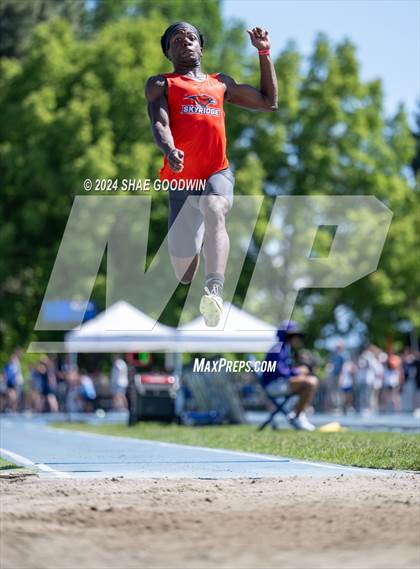 Thumbnail 3 in UHSAA 6A Finals (Long Jump) photogallery.