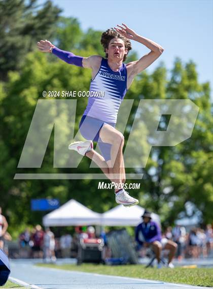 Thumbnail 3 in UHSAA 6A Finals (Long Jump) photogallery.