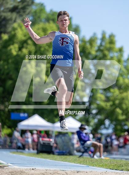 Thumbnail 3 in UHSAA 6A Finals (Long Jump) photogallery.