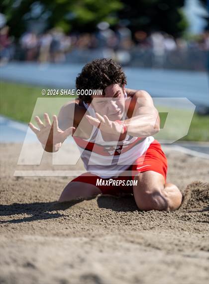 Thumbnail 3 in UHSAA 6A Finals (Long Jump) photogallery.