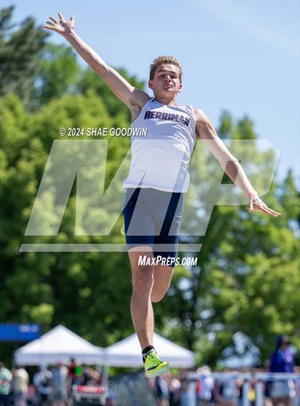 Thumbnail 3 in UHSAA 6A Finals (Long Jump) photogallery.