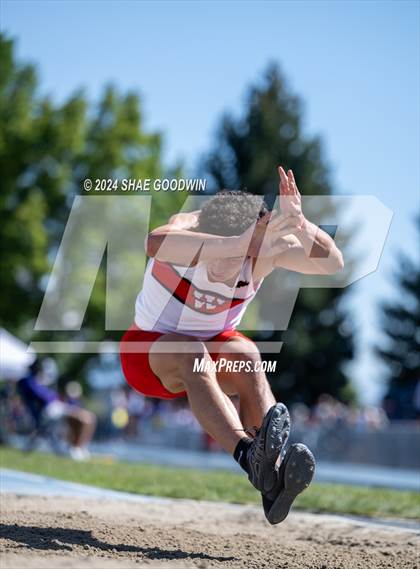 Thumbnail 2 in UHSAA 6A Finals (Long Jump) photogallery.