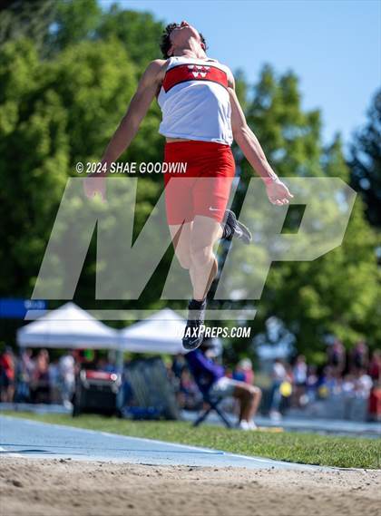 Thumbnail 2 in UHSAA 6A Finals (Long Jump) photogallery.