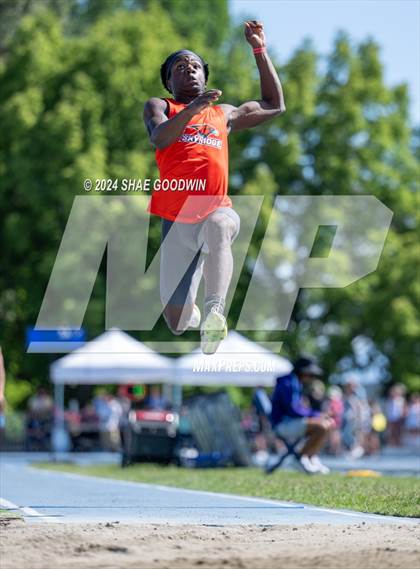Thumbnail 1 in UHSAA 6A Finals (Long Jump) photogallery.
