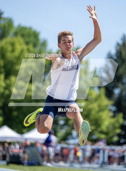 Thumbnail 3 in UHSAA 6A Finals (Long Jump) photogallery.