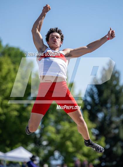 Thumbnail 1 in UHSAA 6A Finals (Long Jump) photogallery.