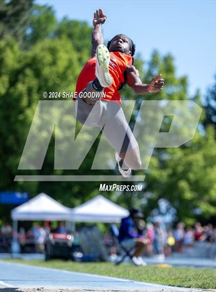 Thumbnail 3 in UHSAA 6A Finals (Long Jump) photogallery.