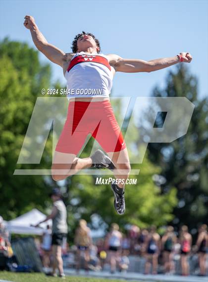 Thumbnail 1 in UHSAA 6A Finals (Long Jump) photogallery.