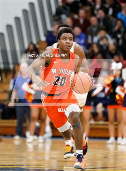 Thumbnail 3 in Whitney Young vs Simeon (IHSA 4A Super Sectional Semifinal) photogallery.