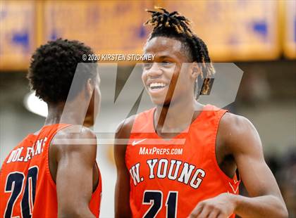 Thumbnail 1 in Whitney Young vs Simeon (IHSA 4A Super Sectional Semifinal) photogallery.
