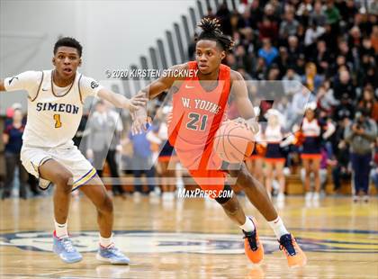 Thumbnail 1 in Whitney Young vs Simeon (IHSA 4A Super Sectional Semifinal) photogallery.