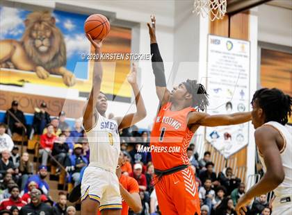 Thumbnail 2 in Whitney Young vs Simeon (IHSA 4A Super Sectional Semifinal) photogallery.