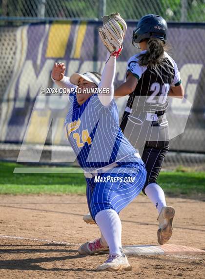 Thumbnail 2 in Orangewood Academy vs. Muir (CIF SS Division 7 Round 2) photogallery.