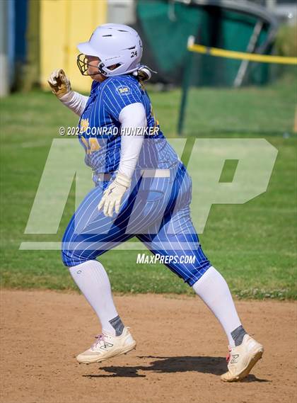 Thumbnail 1 in Orangewood Academy vs. Muir (CIF SS Division 7 Round 2) photogallery.