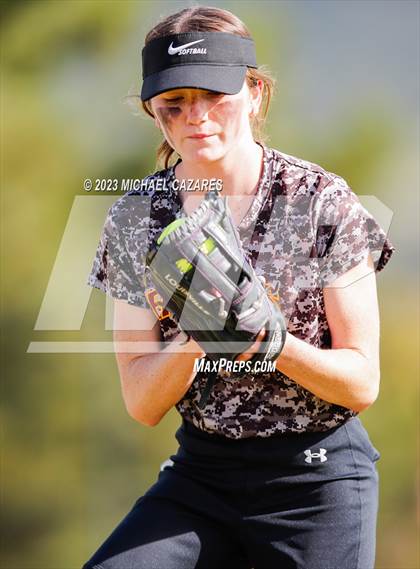 Thumbnail 1 in Torrey Pines @ Del Norte photogallery.