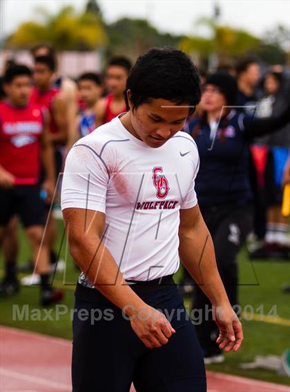 Thumbnail 3 in Corona Relays photogallery.