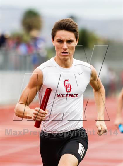Thumbnail 2 in Corona Relays photogallery.