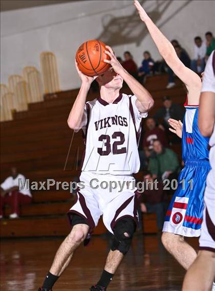 Thumbnail 2 in Valhalla vs Blind Brook (Section One Super Saturday) photogallery.