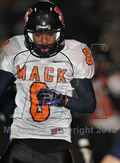 Thumbnail 1 in Central Catholic vs. McClymonds (CIF NorCal Regional D4 Final) photogallery.