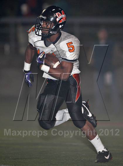 Thumbnail 3 in Central Catholic vs. McClymonds (CIF NorCal Regional D4 Final) photogallery.