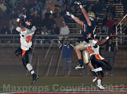 Thumbnail 3 in Central Catholic vs. McClymonds (CIF NorCal Regional D4 Final) photogallery.