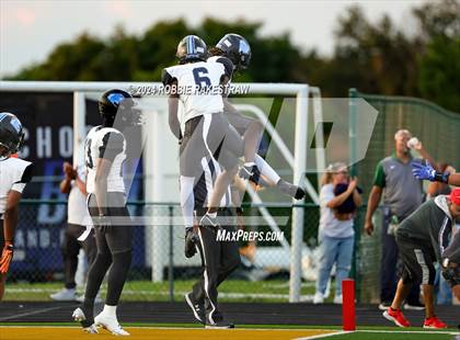 Thumbnail 3 in North Crowley @ DeSoto photogallery.