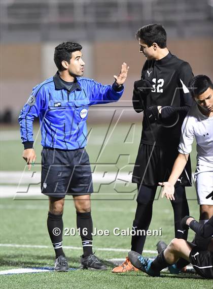 Thumbnail 2 in Clark vs Stevens [John Paul] (Farris Stadium) photogallery.