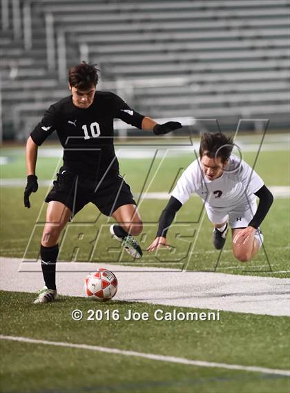 Thumbnail 2 in Clark vs Stevens [John Paul] (Farris Stadium) photogallery.