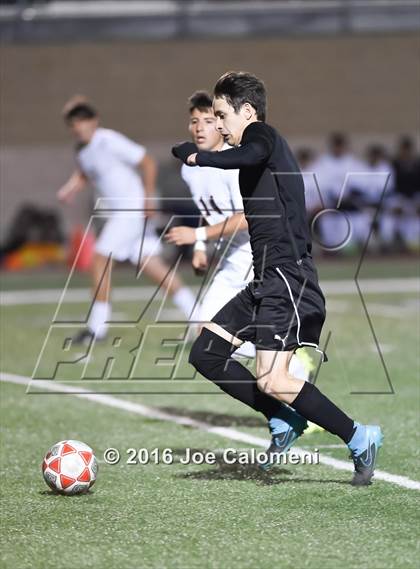 Thumbnail 1 in Clark vs Stevens [John Paul] (Farris Stadium) photogallery.