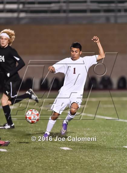 Thumbnail 1 in Clark vs Stevens [John Paul] (Farris Stadium) photogallery.