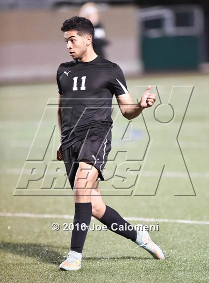 Thumbnail 2 in Clark vs Stevens [John Paul] (Farris Stadium) photogallery.