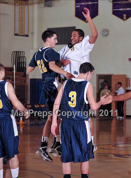 Thumbnail 1 in Islip Booster Club Holiday Tournament photogallery.