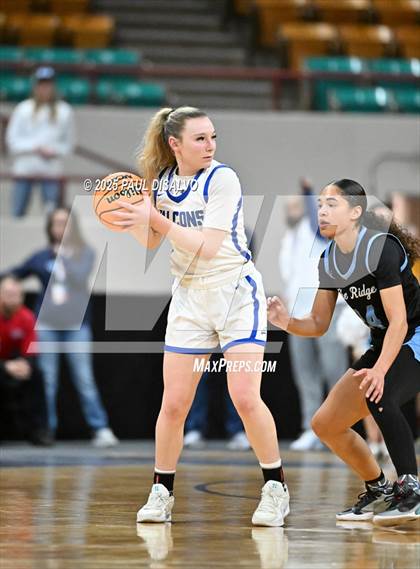 Thumbnail 2 in Riverdale Ridge vs. Highlands Ranch (CHSAA 6A Great 8) photogallery.