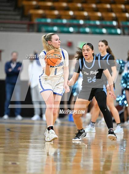 Thumbnail 3 in Riverdale Ridge vs. Highlands Ranch (CHSAA 6A Great 8) photogallery.