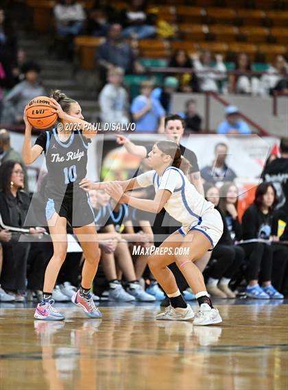 Thumbnail 3 in Riverdale Ridge vs. Highlands Ranch (CHSAA 6A Great 8) photogallery.