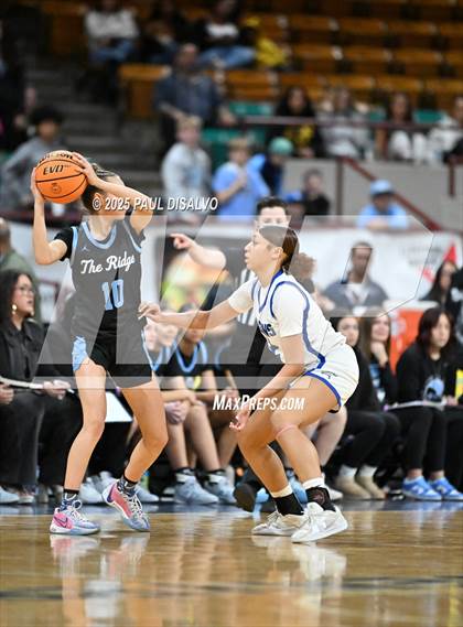 Thumbnail 2 in Riverdale Ridge vs. Highlands Ranch (CHSAA 6A Great 8) photogallery.
