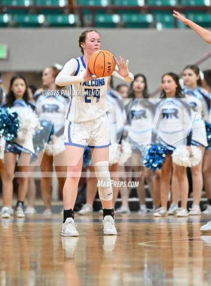 Thumbnail 1 in Riverdale Ridge vs. Highlands Ranch (CHSAA 6A Great 8) photogallery.
