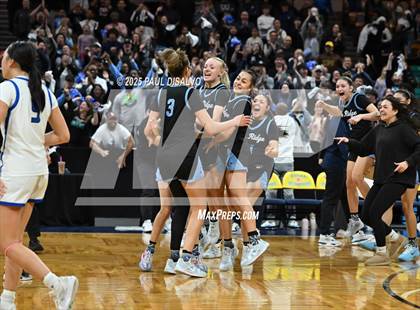 Thumbnail 1 in Riverdale Ridge vs. Highlands Ranch (CHSAA 6A Great 8) photogallery.