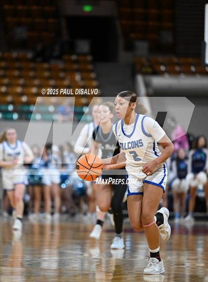 Thumbnail 2 in Riverdale Ridge vs. Highlands Ranch (CHSAA 6A Great 8) photogallery.