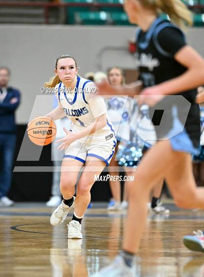 Thumbnail 1 in Riverdale Ridge vs. Highlands Ranch (CHSAA 6A Great 8) photogallery.