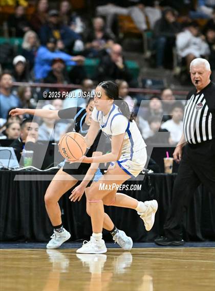 Thumbnail 3 in Riverdale Ridge vs. Highlands Ranch (CHSAA 6A Great 8) photogallery.