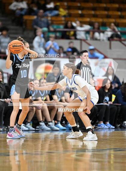 Thumbnail 3 in Riverdale Ridge vs. Highlands Ranch (CHSAA 6A Great 8) photogallery.