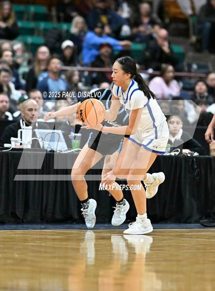 Thumbnail 1 in Riverdale Ridge vs. Highlands Ranch (CHSAA 6A Great 8) photogallery.