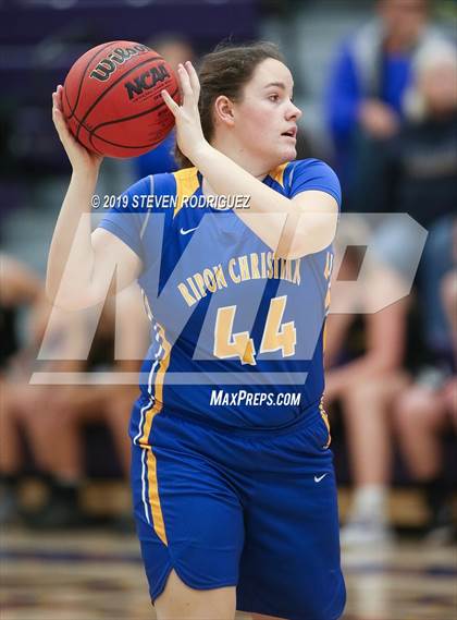 Thumbnail 1 in Ripon Christian vs. Bret Harte photogallery.